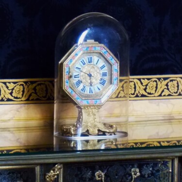Photography titled "Stunning Clock" by Troy Wilson-Ripsom, Original Artwork, Digital Photography