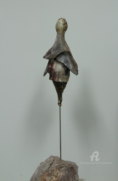 Sculpture titled "Feeling Free" by Trudie Noordermeer, Original Artwork, Clay