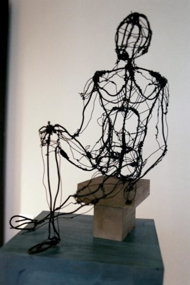 Sculpture titled "Fer de ligne" by Marie Tucat, Original Artwork, Metals