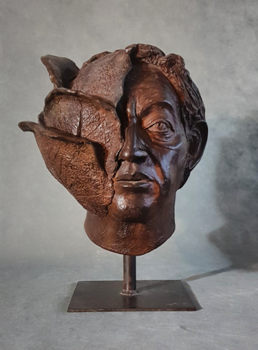 Sculpture intitulée "l'homme a la tête d…" par Turzo, Œuvre d'art originale, Résine