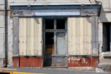 Фотография под названием "Abandoned Shops VIII" - Ulli Heupel, Подлинное произведение искусства