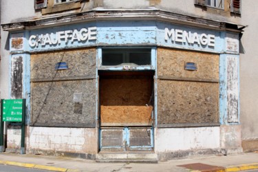 Фотография под названием "Abandoned Shops XXI…" - Ulli Heupel, Подлинное произведение искусства