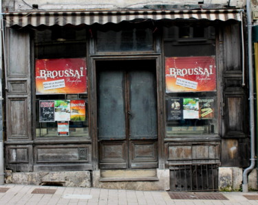 Photographie intitulée "Abandoned Shops LV" par Ulli Heupel, Œuvre d'art originale