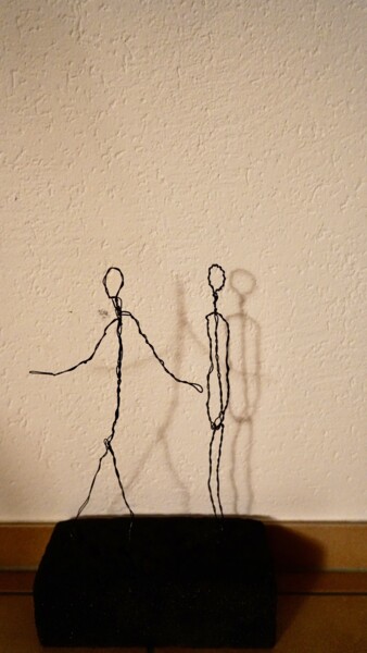 Sculpture titled "Pure..." by Ulrich Ernst Nievergelt, Original Artwork, Wire