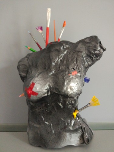 Skulptur mit dem Titel "L' artista" von Umberto Bottoni, Original-Kunstwerk, Kunststoff