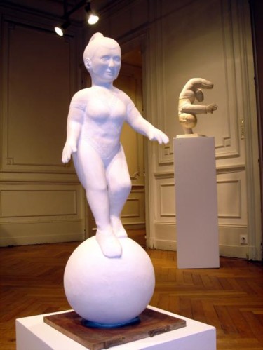 Sculpture intitulée "équilibriste 2" par Umo, Œuvre d'art originale, Pierre