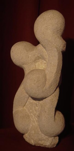 Sculpture titled "famille nombreuse" by Umo, Original Artwork, Stone
