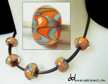 Design titled "collier 5 perles" by Un Air De Kiwano, Original Artwork, Jewelry