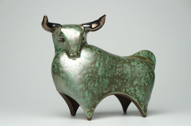 Skulptur mit dem Titel "Bull Green" von Urszula Despet, Original-Kunstwerk, Keramik