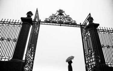 Photographie intitulée "Nevsky fence" par Vadim Fedotov, Œuvre d'art originale, Photographie numérique