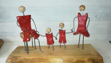 Sculptuur getiteld ""LA PETITE FAMILLE"" door Valerie Perron, Origineel Kunstwerk, Keramiek