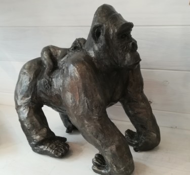 Sculptuur getiteld ""PROMENADE EN FAMIL…" door Valerie Perron, Origineel Kunstwerk, Keramiek