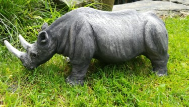 Γλυπτική με τίτλο "SCULPTURE RHINOCERO…" από Valerie Perron, Αυθεντικά έργα τέχνης, Κεραμικά