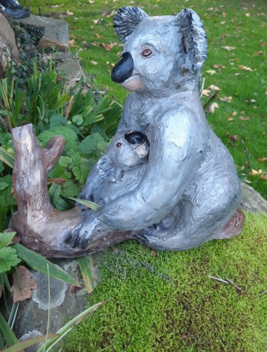 Sculpture titled "LE KOALA ET SON PET…" by Valerie Perron, Original Artwork, Ceramics