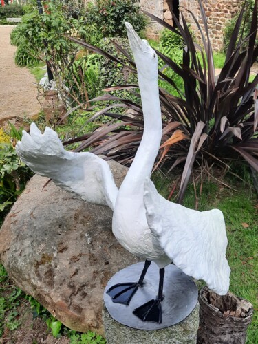 Sculpture titled "LE CYGNE" by Valerie Perron, Original Artwork, Ceramics