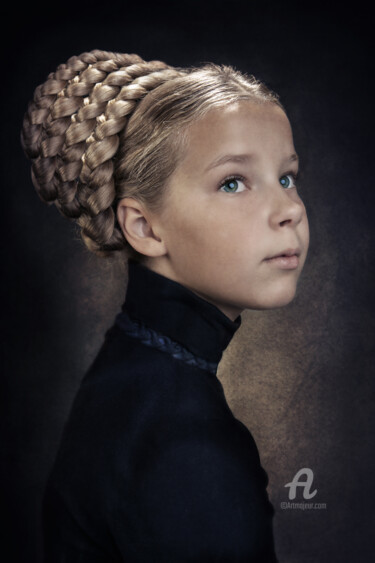 Fotografia zatytułowany „dark age portrait o…” autorstwa Val Thoermer, Oryginalna praca, Manipulowana fotografia