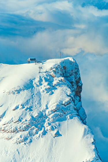 Fotografie mit dem Titel "Ski area Zugspitze" von Val Thoermer, Original-Kunstwerk, Digitale Fotografie