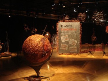 Sculpture intitulée "Planète FLORENFILS.…" par Entournilleuse, Œuvre d'art originale
