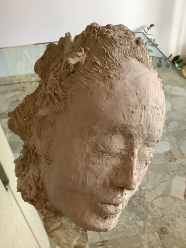 Sculpture titled "Il sogno" by Valentina Majer, Original Artwork, Clay