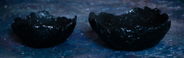 Sculpture intitulée "Bols noirs (2)" par Valeria Jaramillo, Œuvre d'art originale, Carton