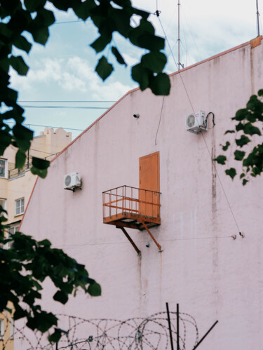 Fotografia zatytułowany „Street photo in Sai…” autorstwa Valeria Nikitina, Oryginalna praca, Fotografia cyfrowa