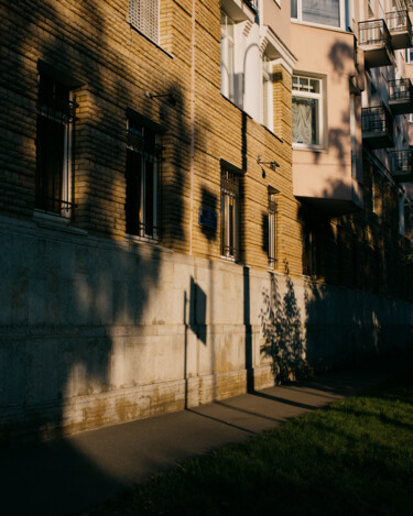 Fotografie mit dem Titel "Street photo in Sai…" von Valeria Nikitina, Original-Kunstwerk, Digitale Fotografie