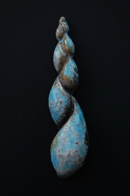 Scultura intitolato "Blue Raku" da Valeria Ferrero, Opera d'arte originale, Ceramica