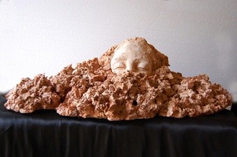 Sculpture titled "Oltre la materia" by Valeria Ferrero, Original Artwork, Terra cotta