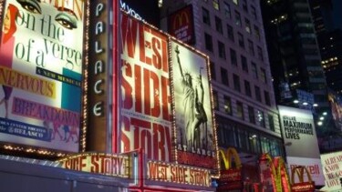 Photographie intitulée "Times Square 2" par Valériane, Œuvre d'art originale