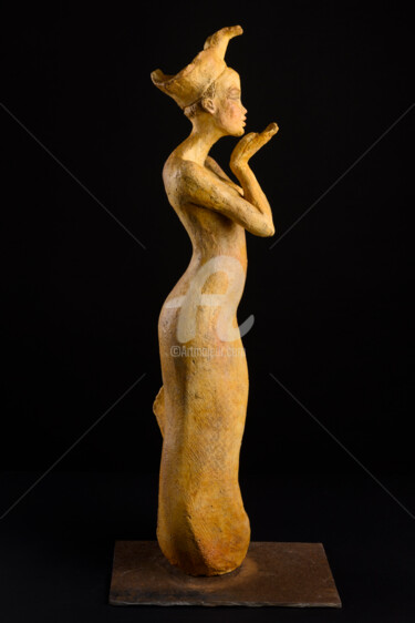 「Sirène du Siam ou d…」というタイトルの彫刻 Valerie Barraultによって, オリジナルのアートワーク, セラミックス