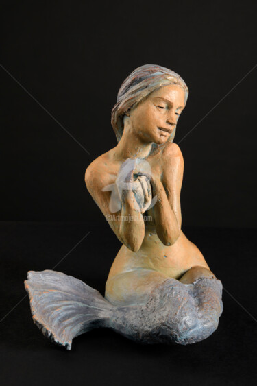 Scultura intitolato "Délicatesse des Océ…" da Valerie Barrault, Opera d'arte originale, Argilla