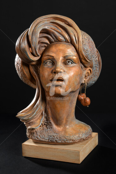 Escultura intitulada "Pérégrina" por Valerie Barrault, Obras de arte originais, Terracota