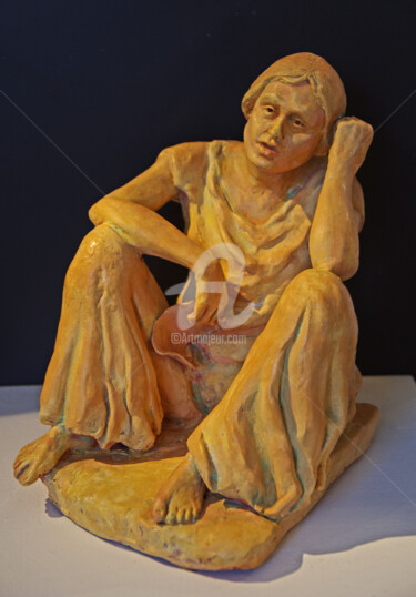 Sculpture titled "L'annonce" by Valerie Barrault, Original Artwork, Ceramics