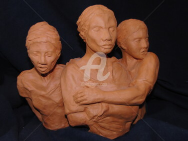 Sculpture intitulée "femmes-de-la-famille" par Valerie Barrault, Œuvre d'art originale, Céramique