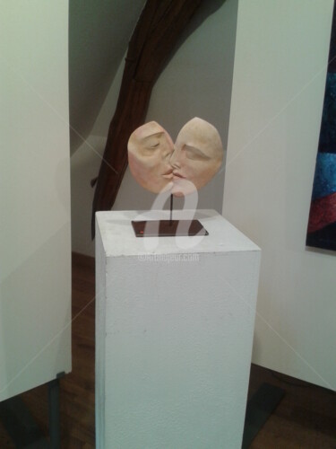 Sculpture titled "le baiser" by Valerie Barrault, Original Artwork, Ceramics