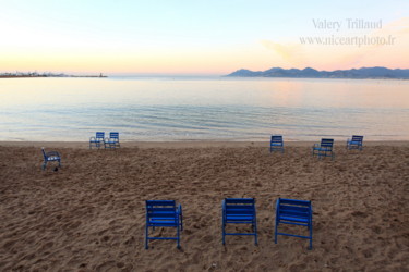 Photography titled "plage-cannes-croise…" by Valery Trillaud, Original Artwork