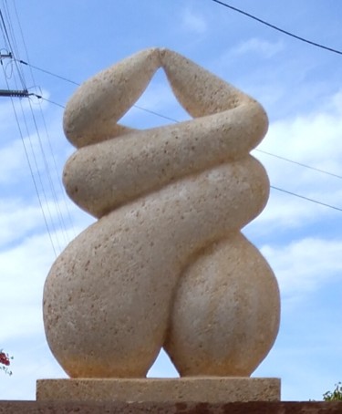 Sculpture intitulée "Retrouvailles" par Valja, Œuvre d'art originale, Pierre