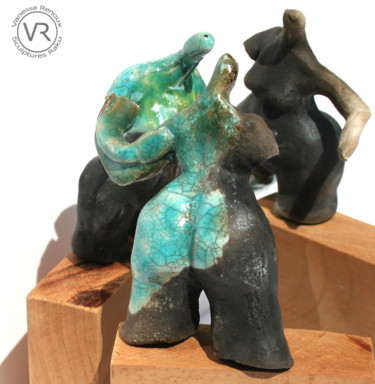 Escultura intitulada "Les Causeuses" por Vanessa Renoux, Obras de arte originais, Cerâmica