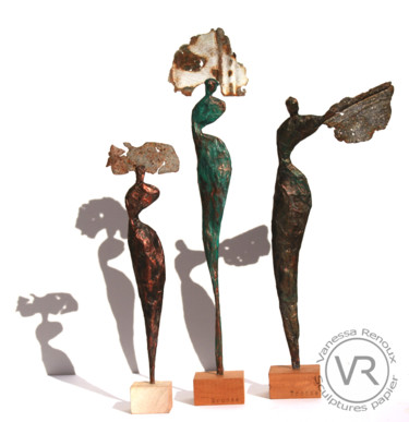 Sculpture titled "Sculptures en papie…" by Vanessa Renoux, Original Artwork, Metals