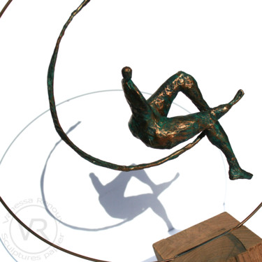 Scultura intitolato "Sculpture mobile, f…" da Vanessa Renoux, Opera d'arte originale, Carta