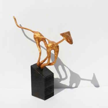 Скульптура под названием "Sculpture de chat d…" - Vanessa Renoux, Подлинное произведение искусства, Бумага