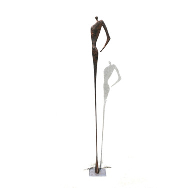 Escultura intitulada "Sculpture longilign…" por Vanessa Renoux, Obras de arte originais, Papel