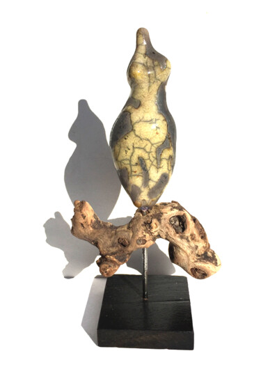 Sculpture titled "Déesse de vin, raku…" by Vanessa Renoux, Original Artwork, Ceramics