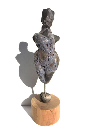 Sculpture titled "Vénus Champagne, ém…" by Vanessa Renoux, Original Artwork, Ceramics