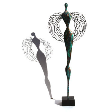 Sculpture titled "Grand Ange gardien…" by Vanessa Renoux, Original Artwork, Paper