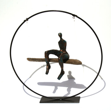 Скульптура под названием "Balançoire, sculptu…" - Vanessa Renoux, Подлинное произведение искусства, Металлы