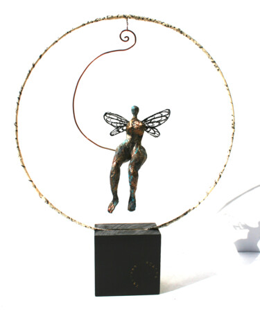Скульптура под названием "Sculpture balançoir…" - Vanessa Renoux, Подлинное произведение искусства, Бумага