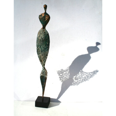 Sculptuur getiteld "Danseuse à la jupe…" door Vanessa Renoux, Origineel Kunstwerk, Papier