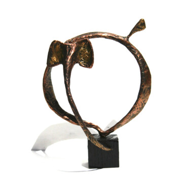 Sculpture intitulée "Pachy, sculpture él…" par Vanessa Renoux, Œuvre d'art originale, Papier