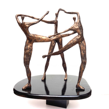 Escultura intitulada "3 danseurs à la Mat…" por Vanessa Renoux, Obras de arte originais, Papel